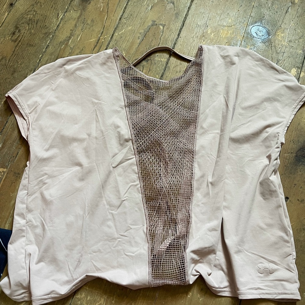 Under armour shirt